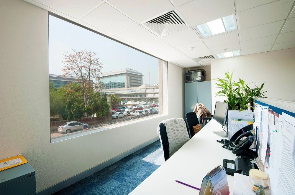 service office in saket