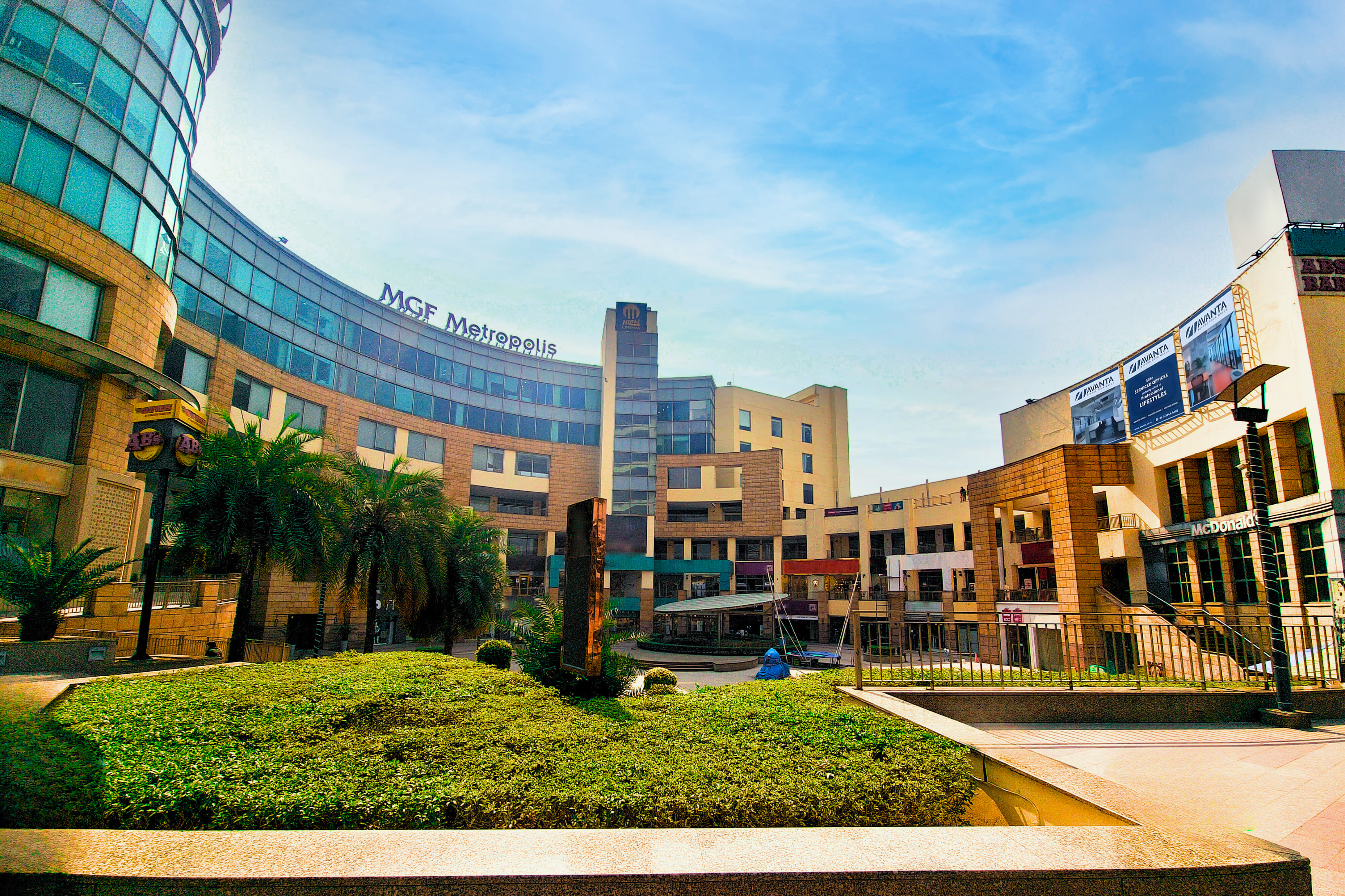 Virtual Tour of MG Road, Gurgaon